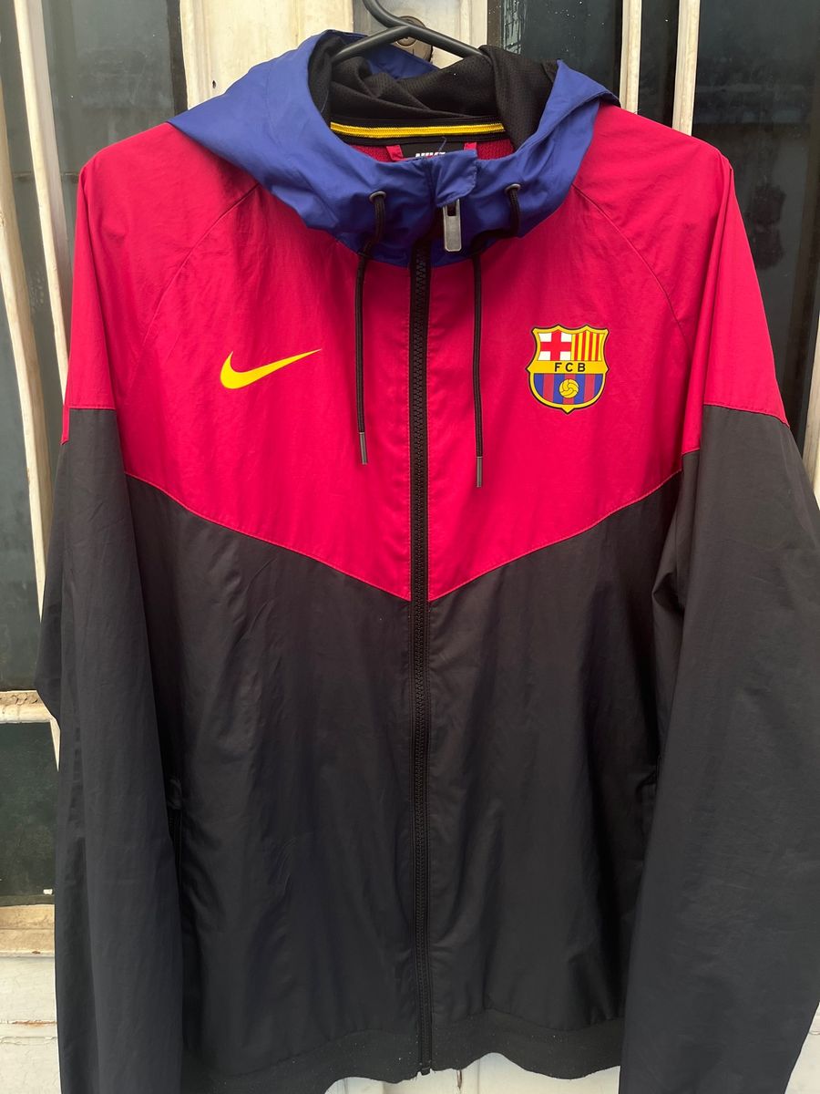 Corta vento 2025 nike barcelona