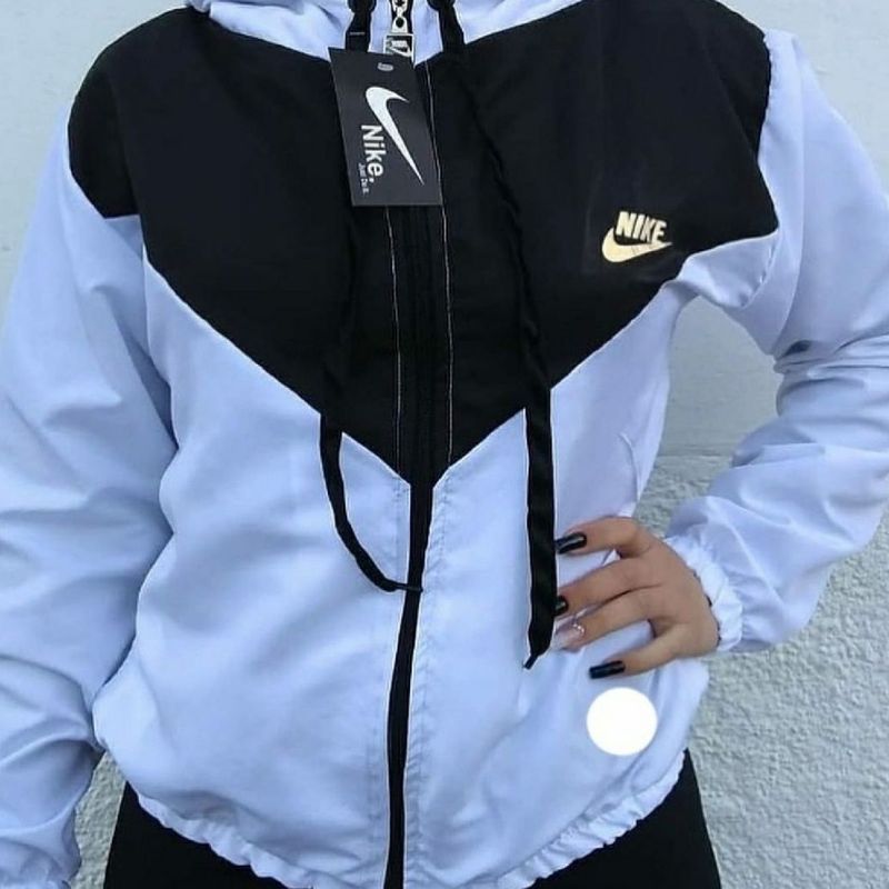 Blusa de frio corta vento hot sale feminina nike