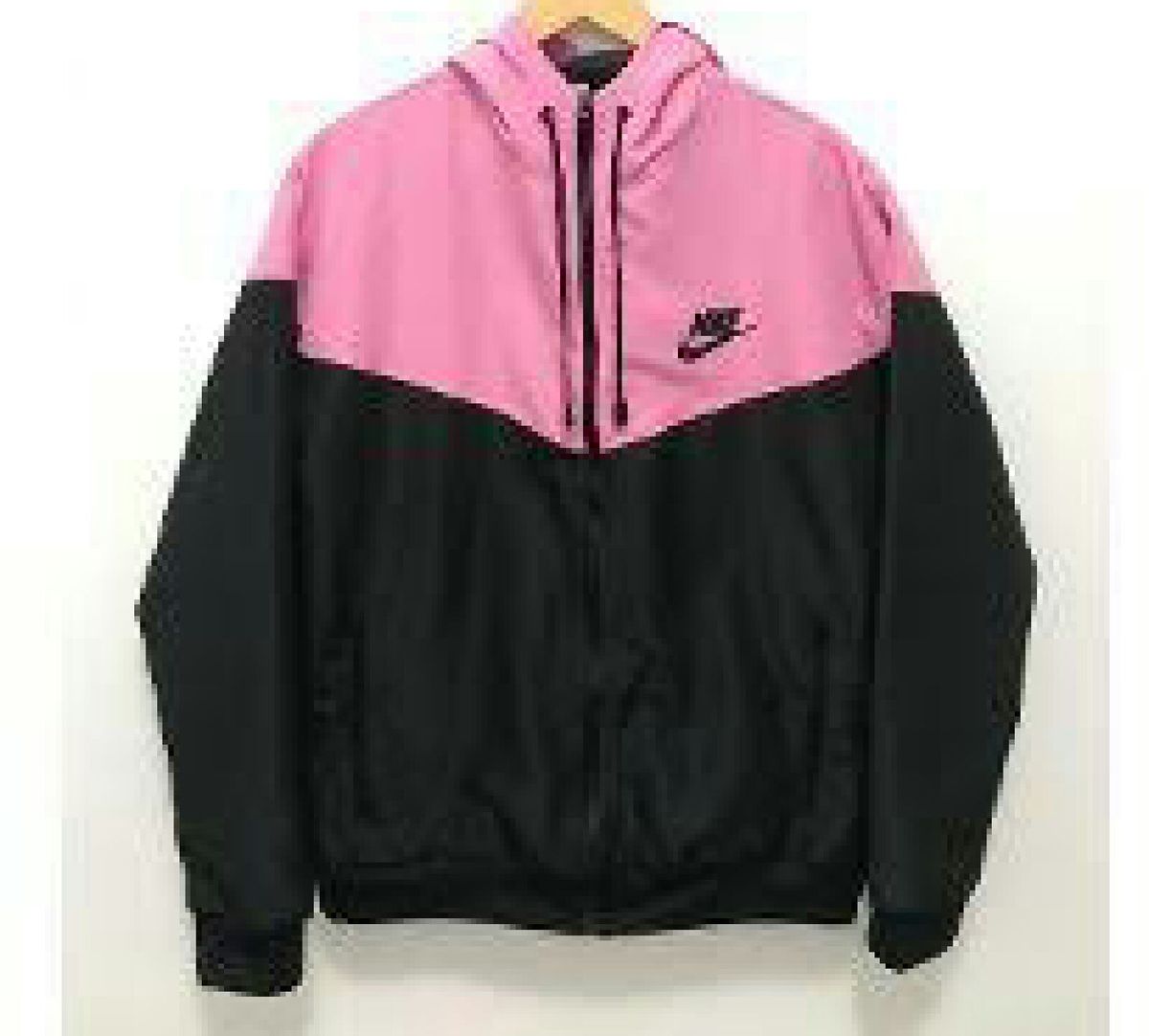 corta vento nike rosa e branco