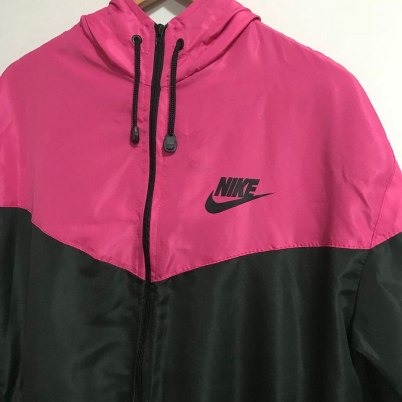 Blusa corta vento nike hot sale rosa