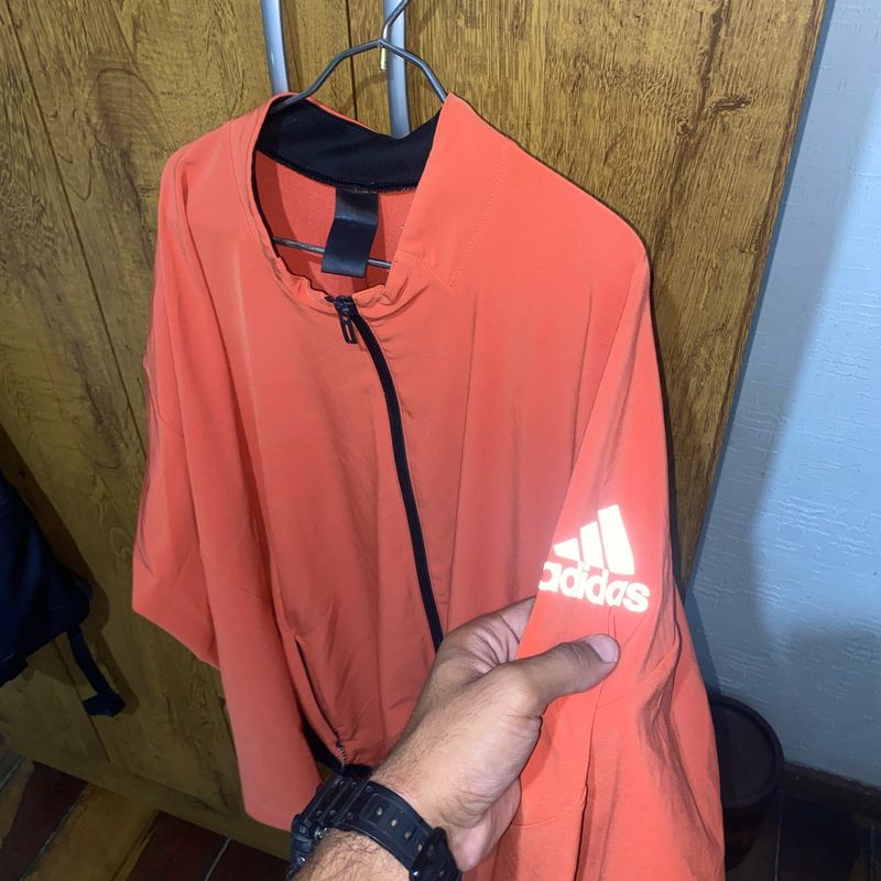 Corta vento hot sale refletivo adidas