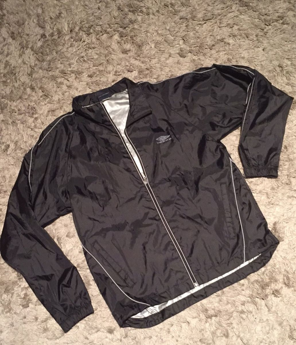 corta vento da umbro