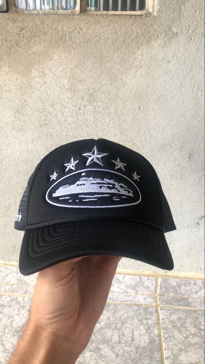 New Authentic CORTEIZ (CRTZ) 5 Starz Alcatraz White Trucker
