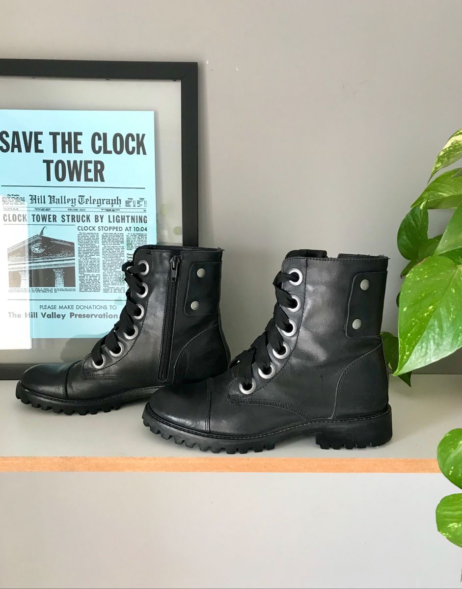 coturno constance 2019