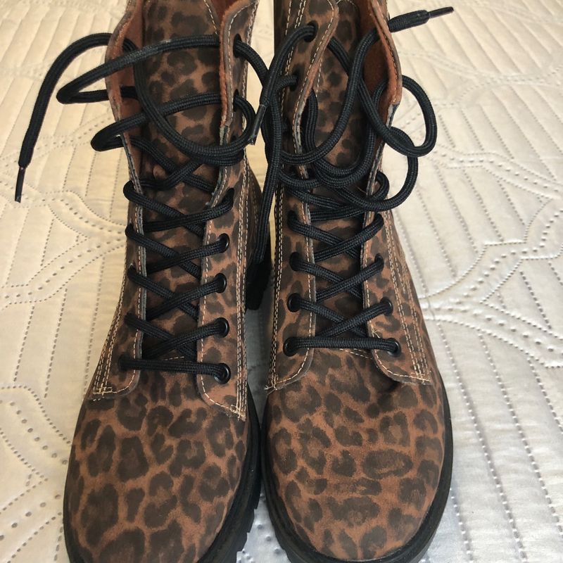 Bota animal print via hot sale marte