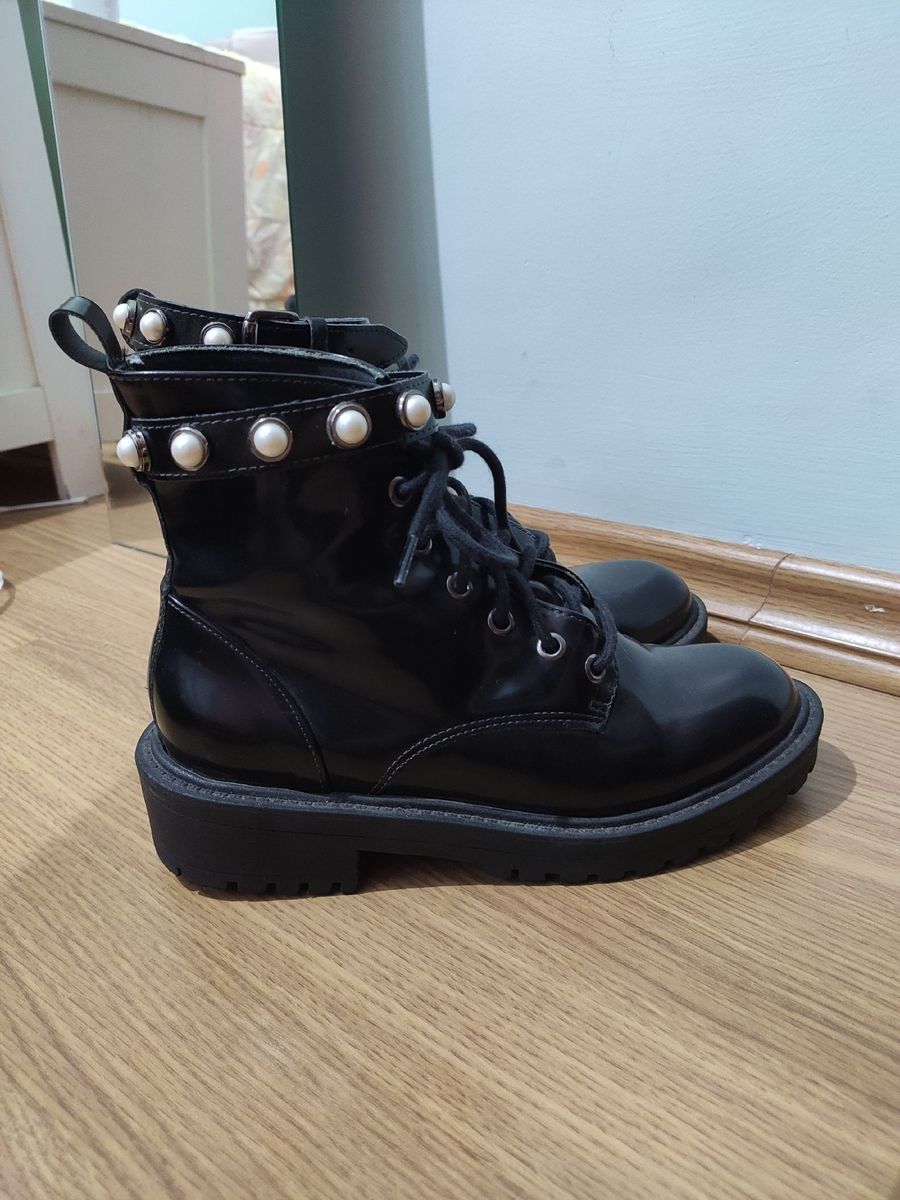 bota coturno riachuelo