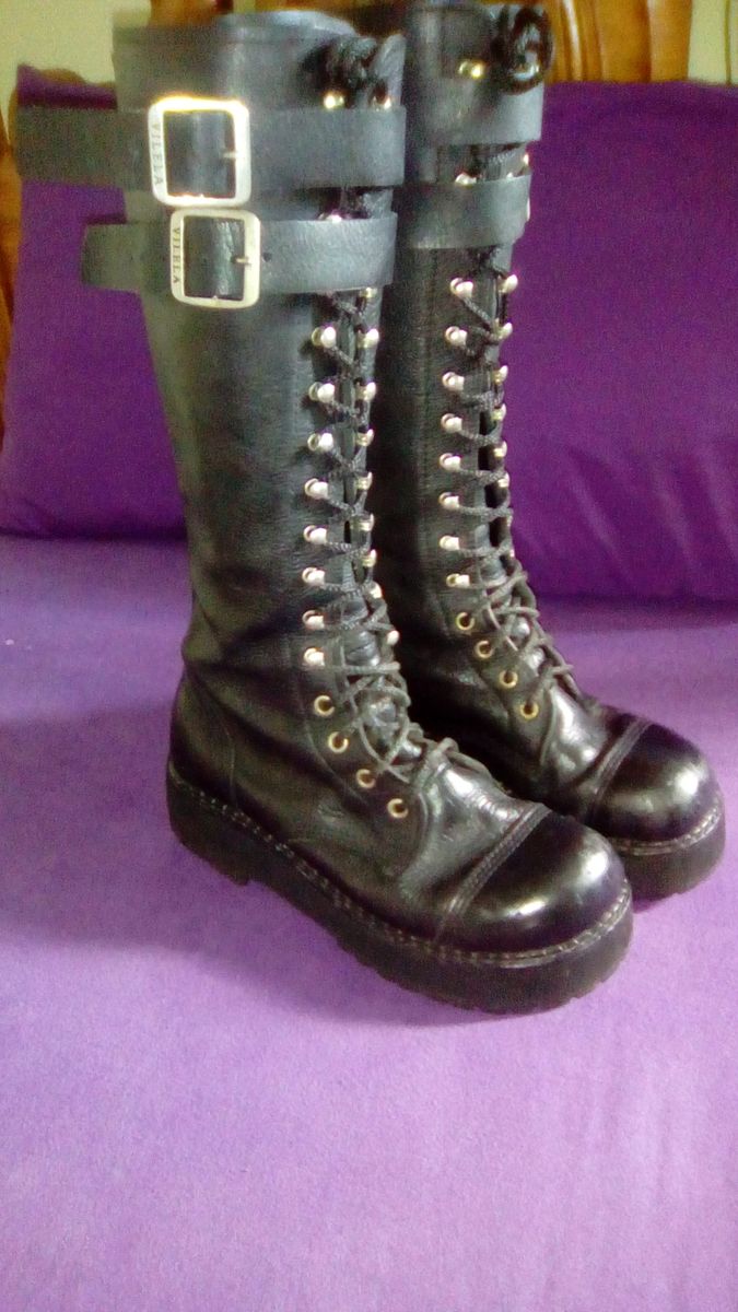 bota cano longo com fivela