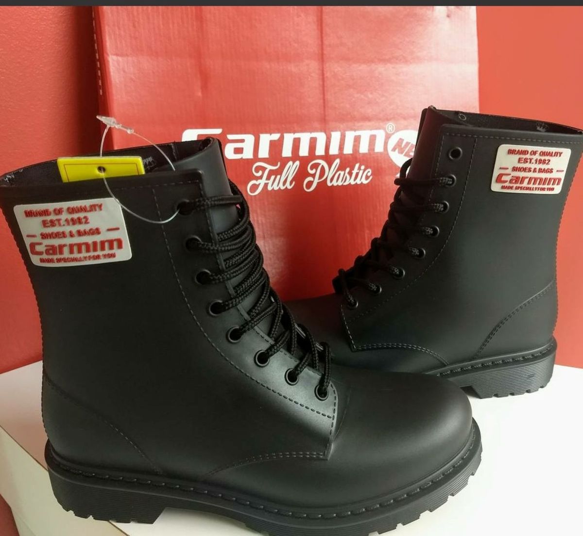 coturno carmim