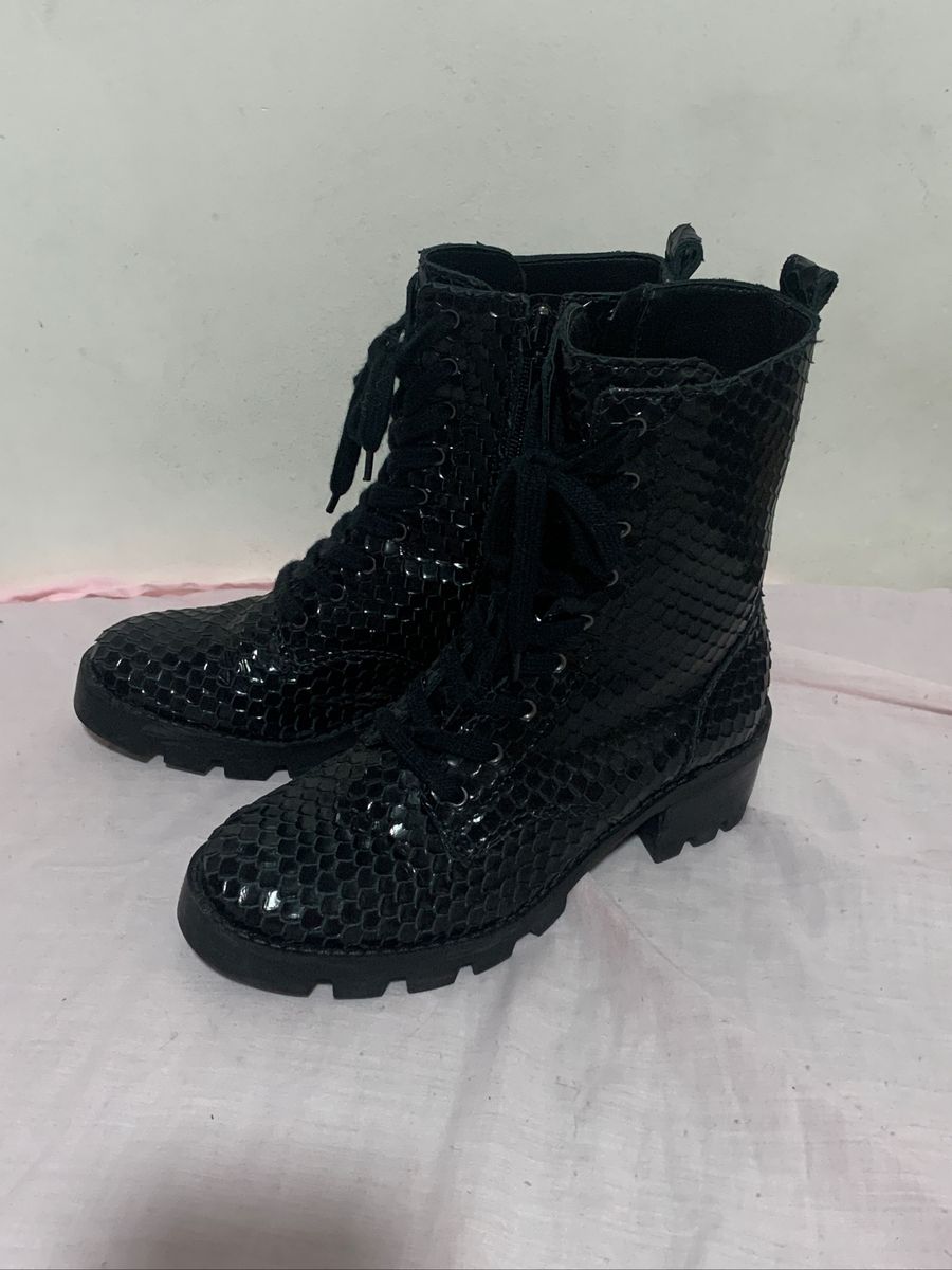 coturno feminino classic