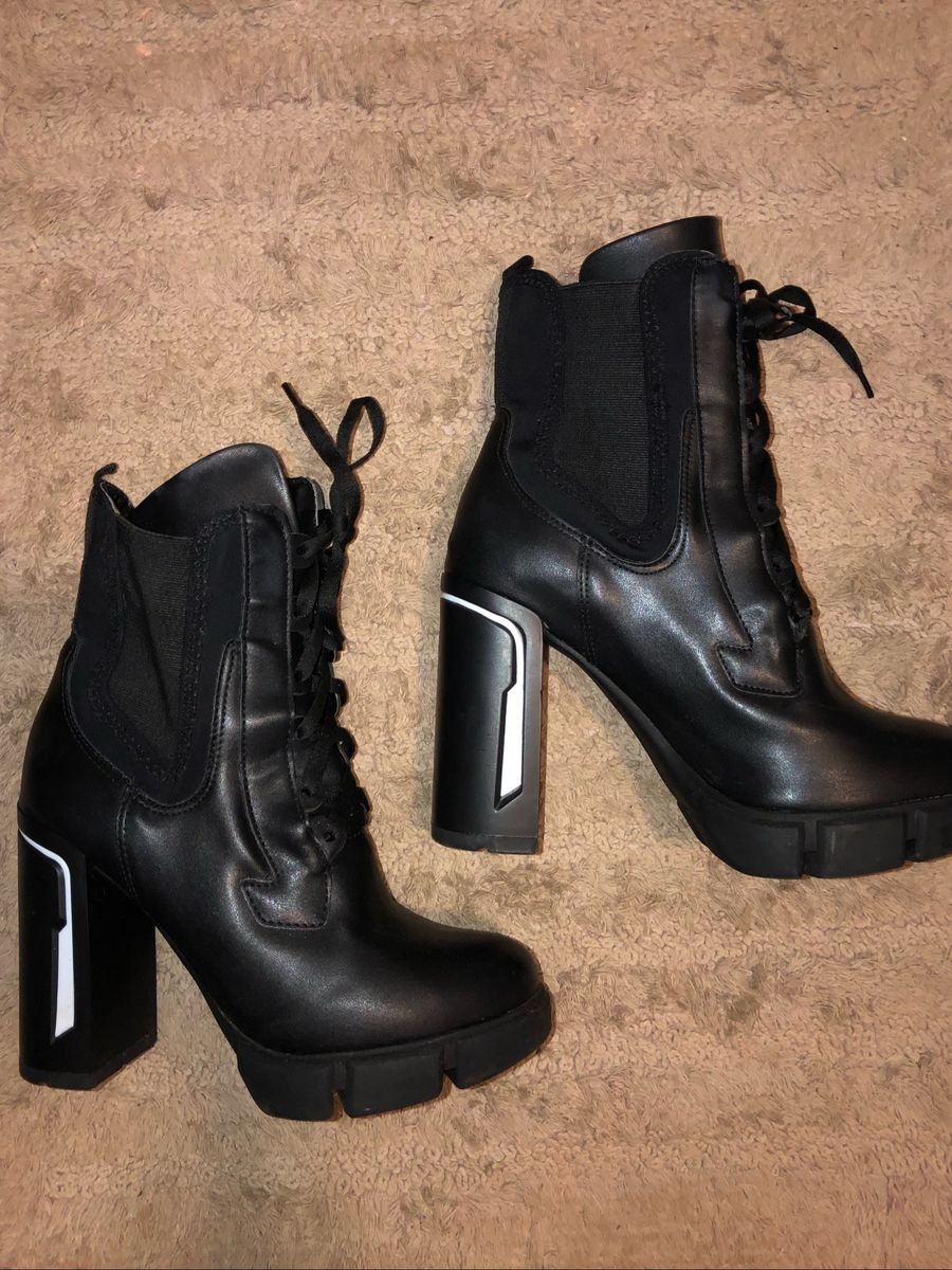 bota coturno feminina constance