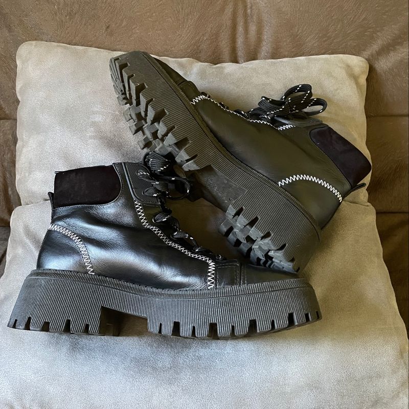 Chunky Platform Lace Up Ankle Boots - Black Croc – AJ VOYAGE