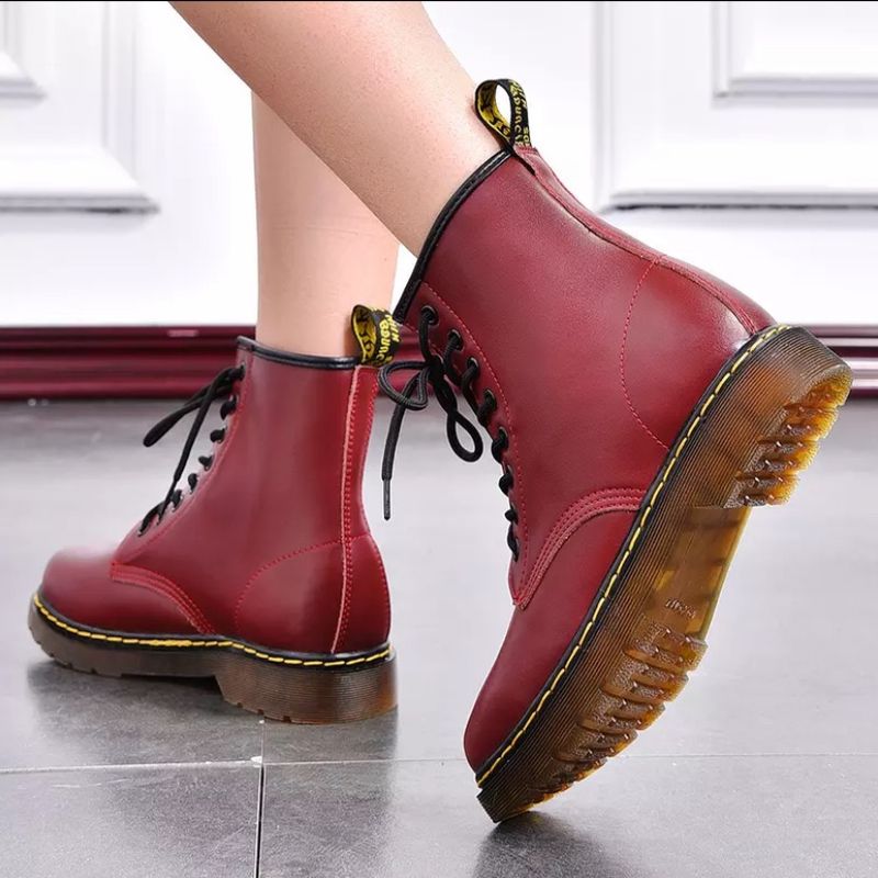 Dr martens hotsell cherry queen