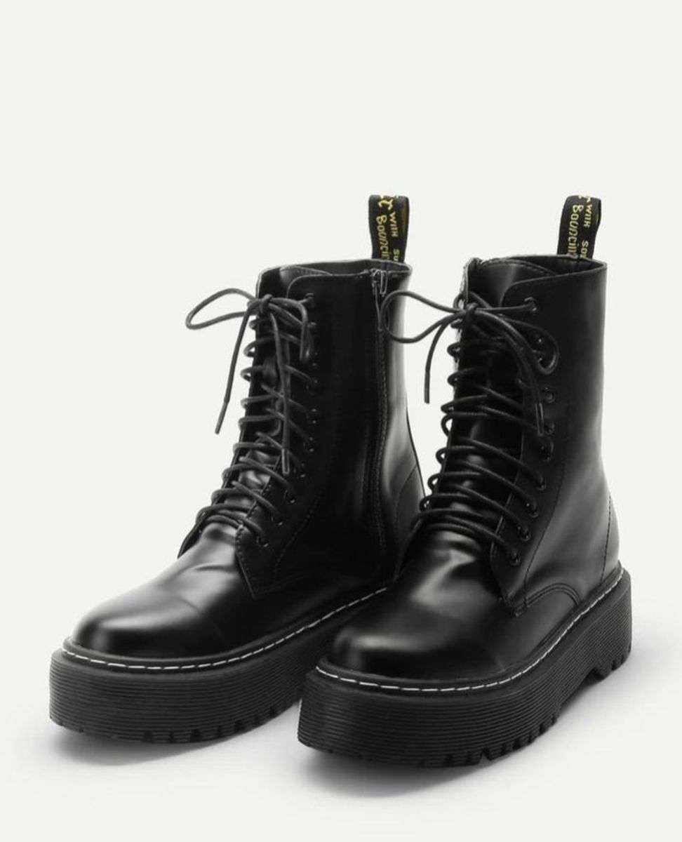 coturno tipo dr martens