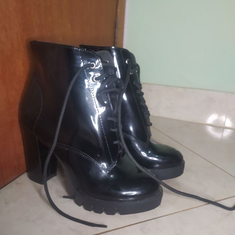 Bota coturno zatz hot sale tratorada verniz feminina