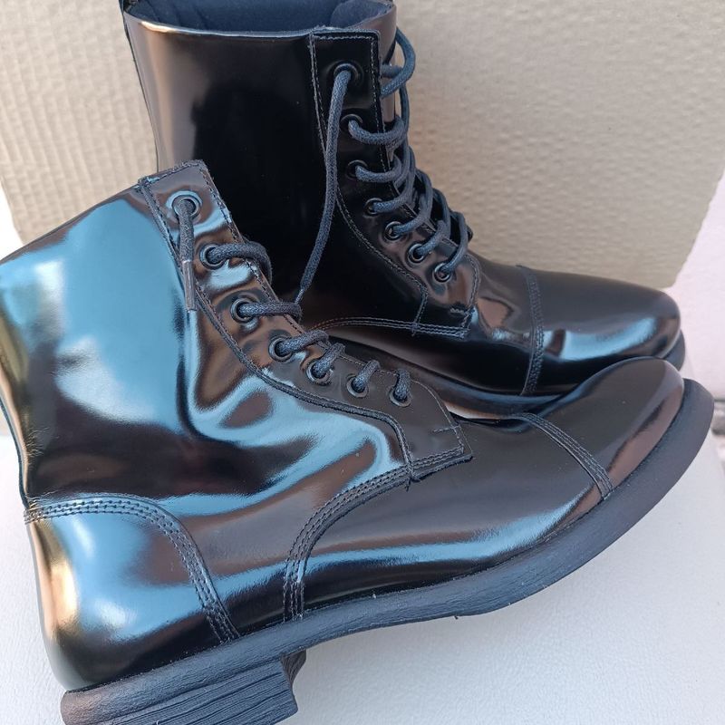 Bota sales masculina verniz