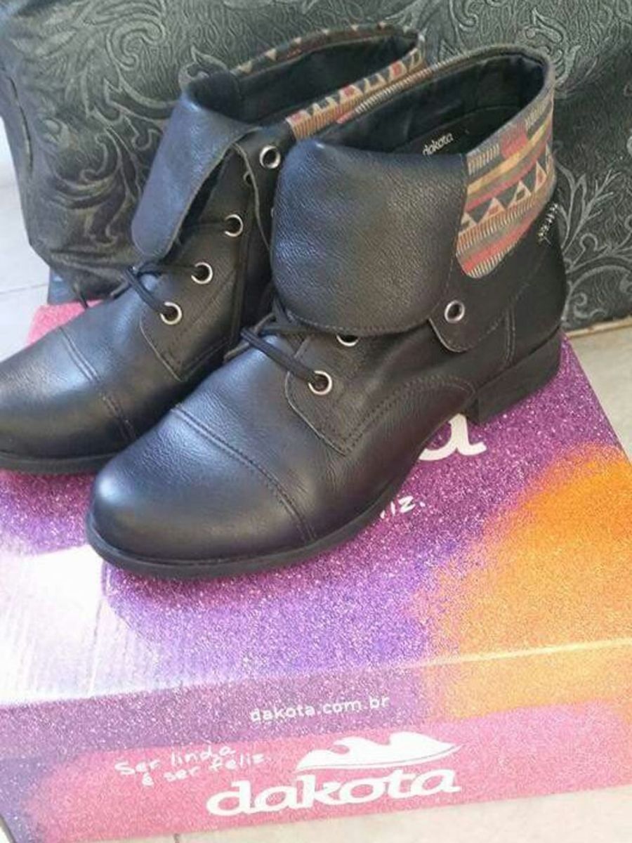 coturno moderno - botas dakota