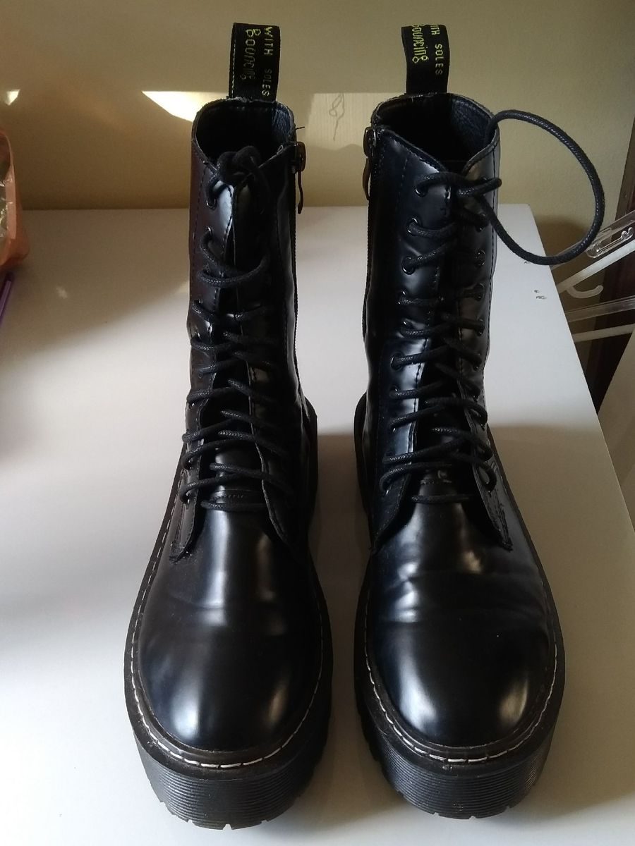 coturno punk feminino