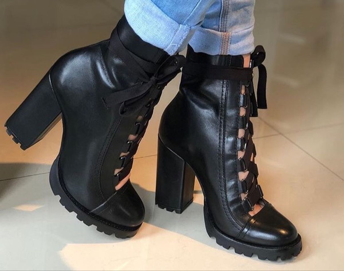 bota coturno satinato