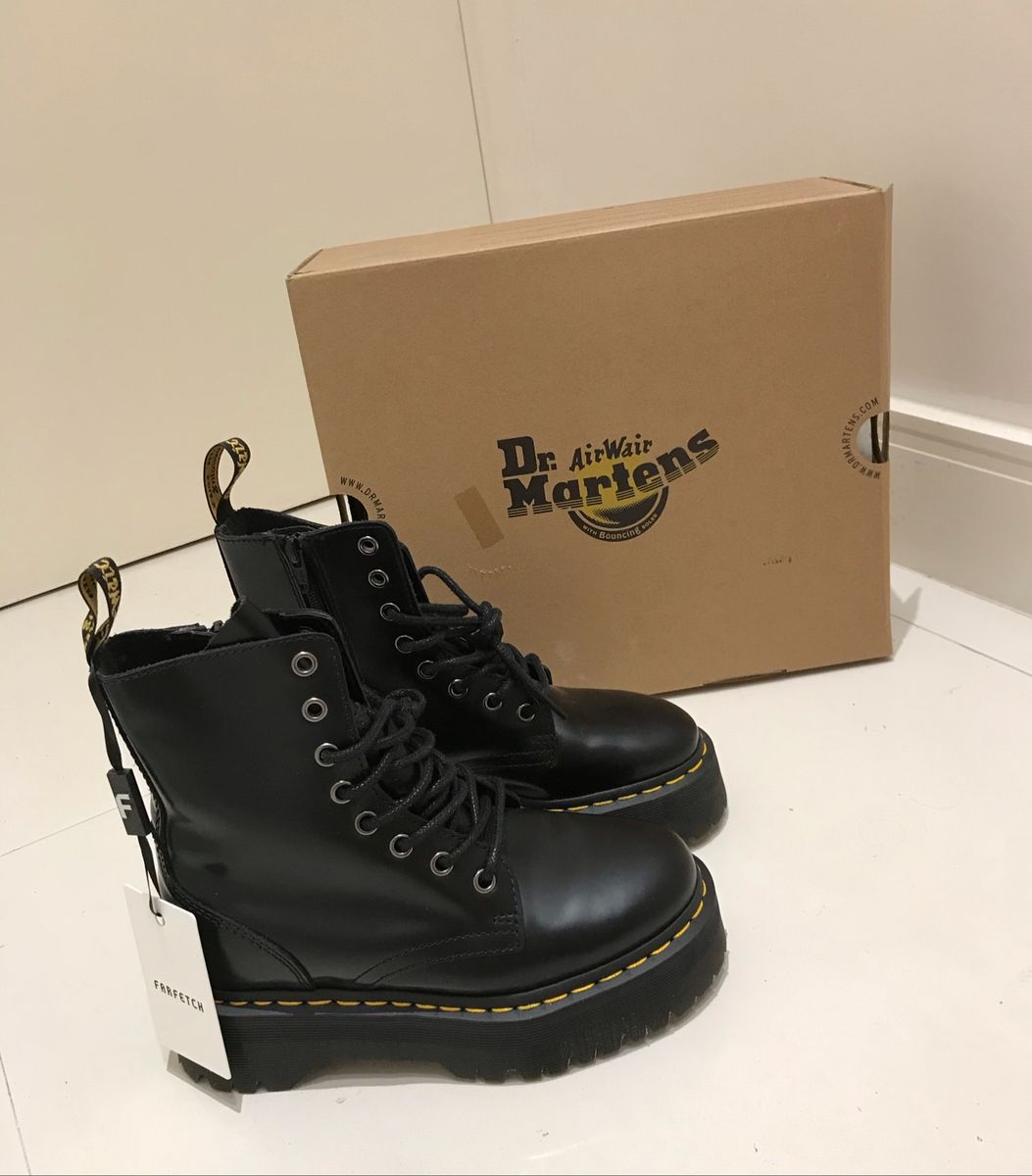 bota jadon dr martens