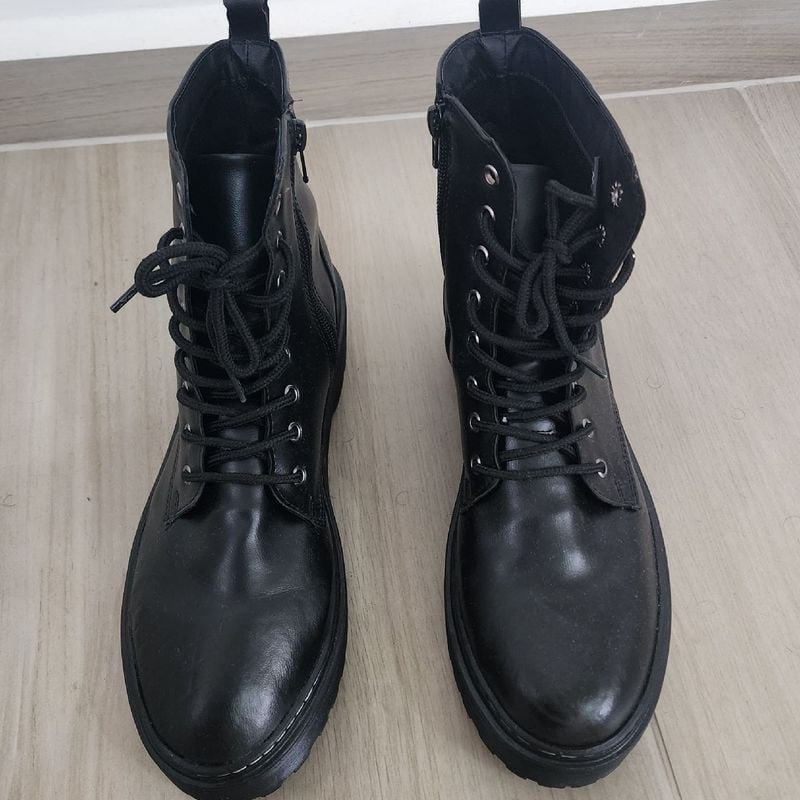 Coturno Tratorado Inglês Estilo Veggie Preto Grafite Bota