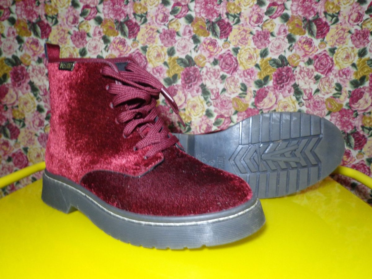 bota vizzano veludo vinho