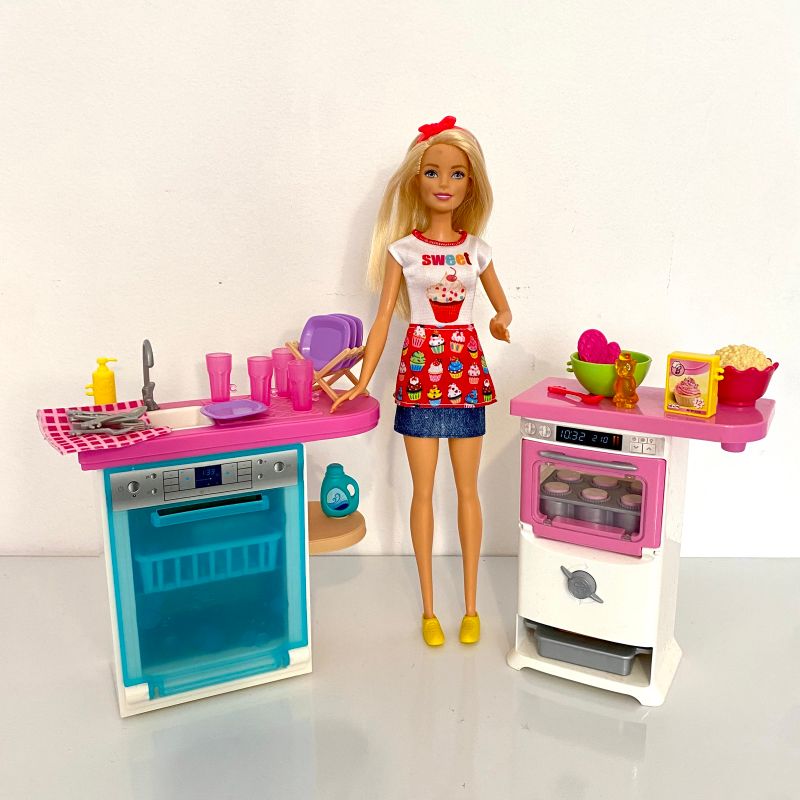 Brinquedo barbie barato cozinha
