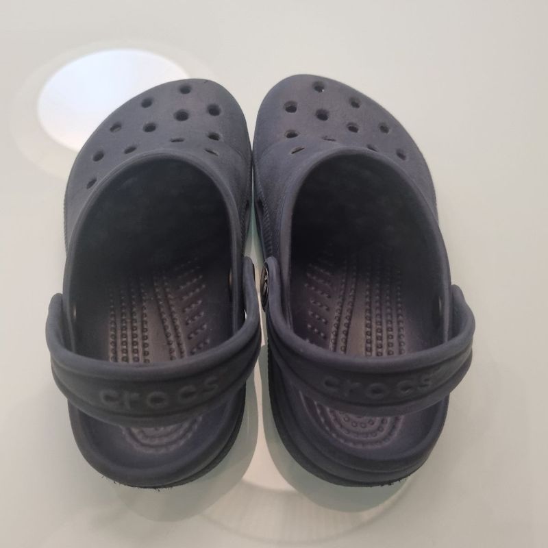 10 11 best sale crocs