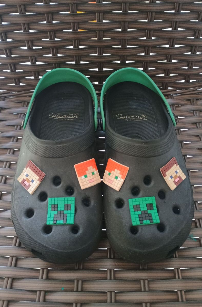 Crocs Babuche Minecraft | Calçado Infantil para Meninos Crocs Usado ...