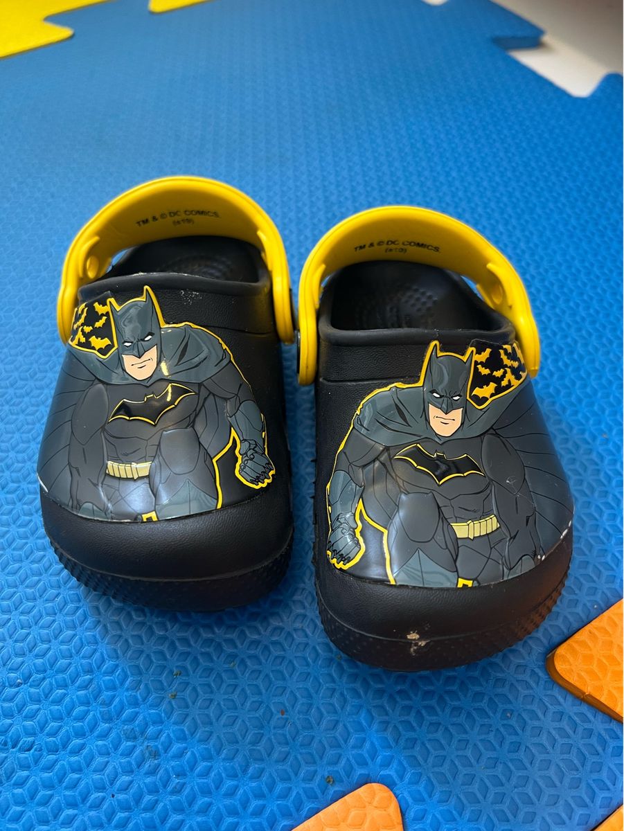 Crocs Batman Calçado Infantil Para Meninos Crocs Usado 96396686 Enjoei