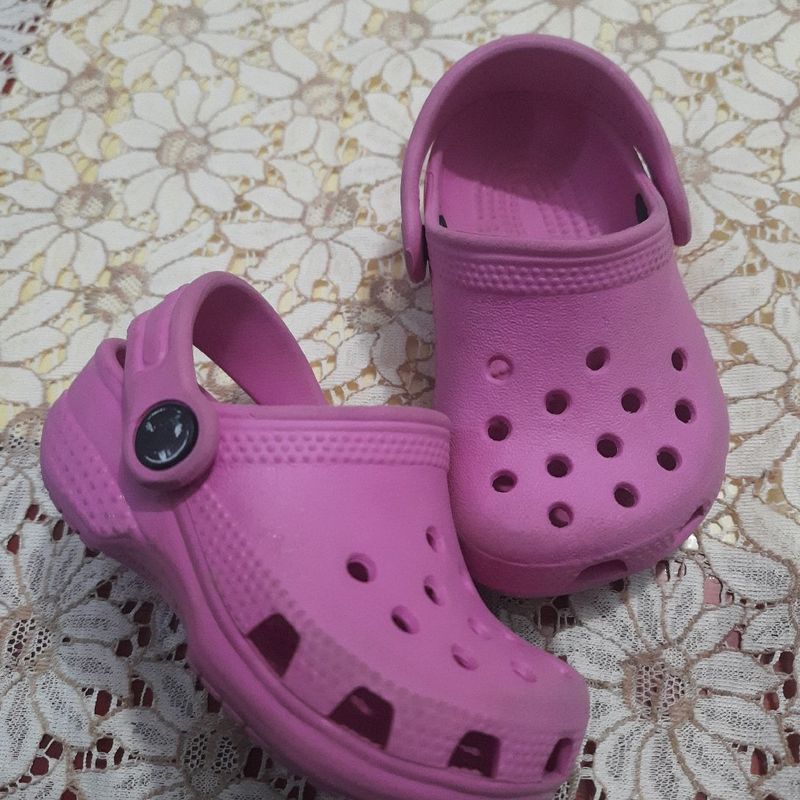 Crocs bébé deals