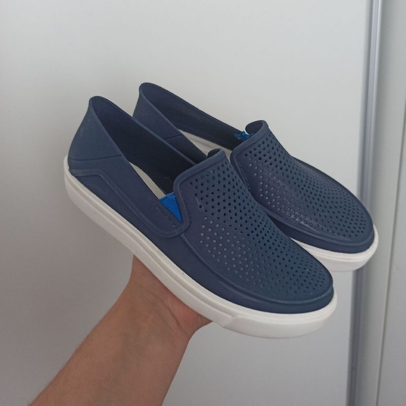 Slip on tamanho store 33