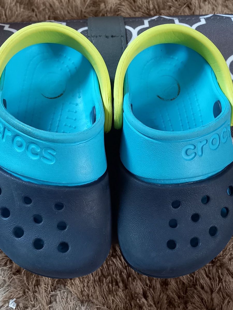 Electric blue clearance crocs