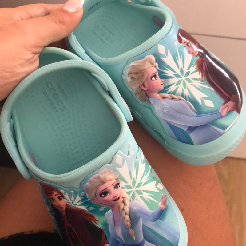 Elsa crocs clearance