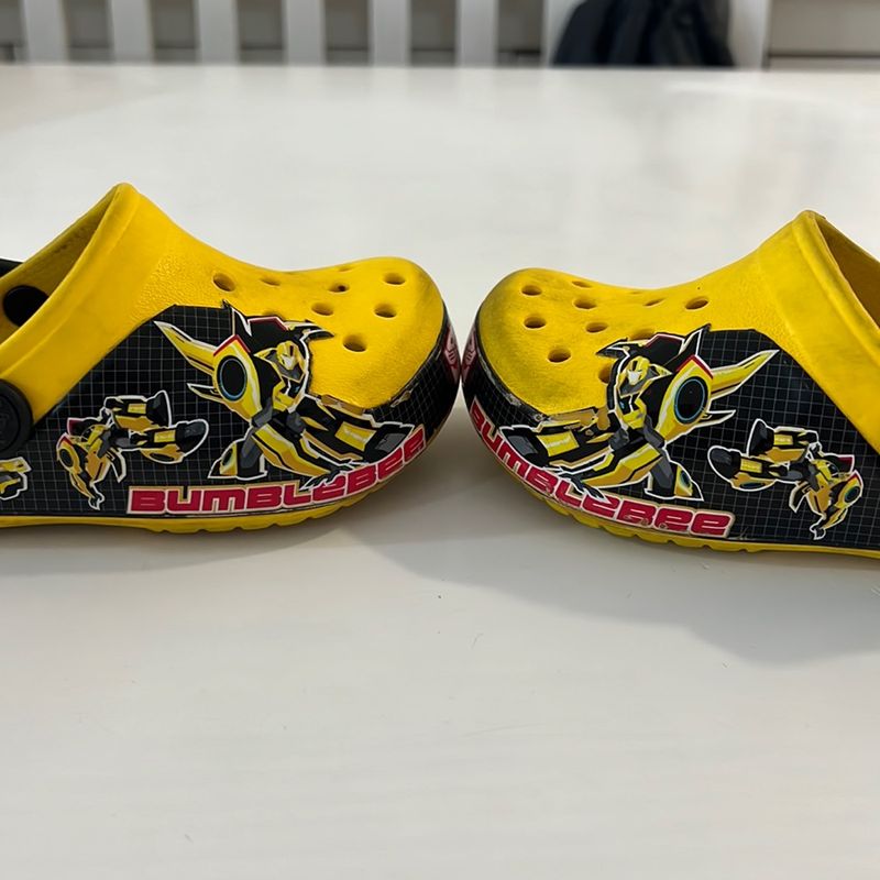 Bumblebee crocs outlet