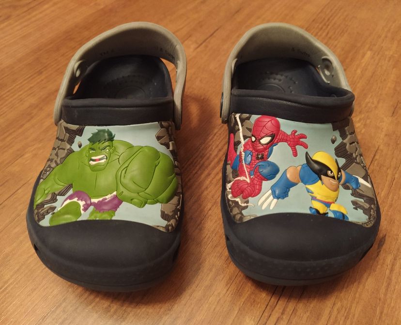 Crocs Original Hulk Homem Aranha Wolverine | Calçado Infantil para Meninos  Crocs Usado 80772730 | enjoei