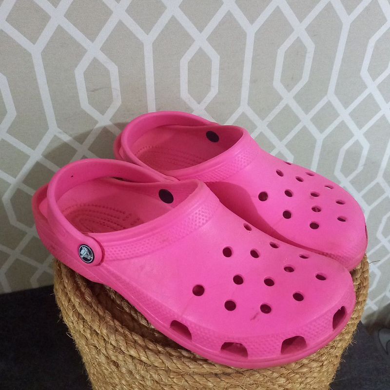 Crocs tamanho hot sale 39