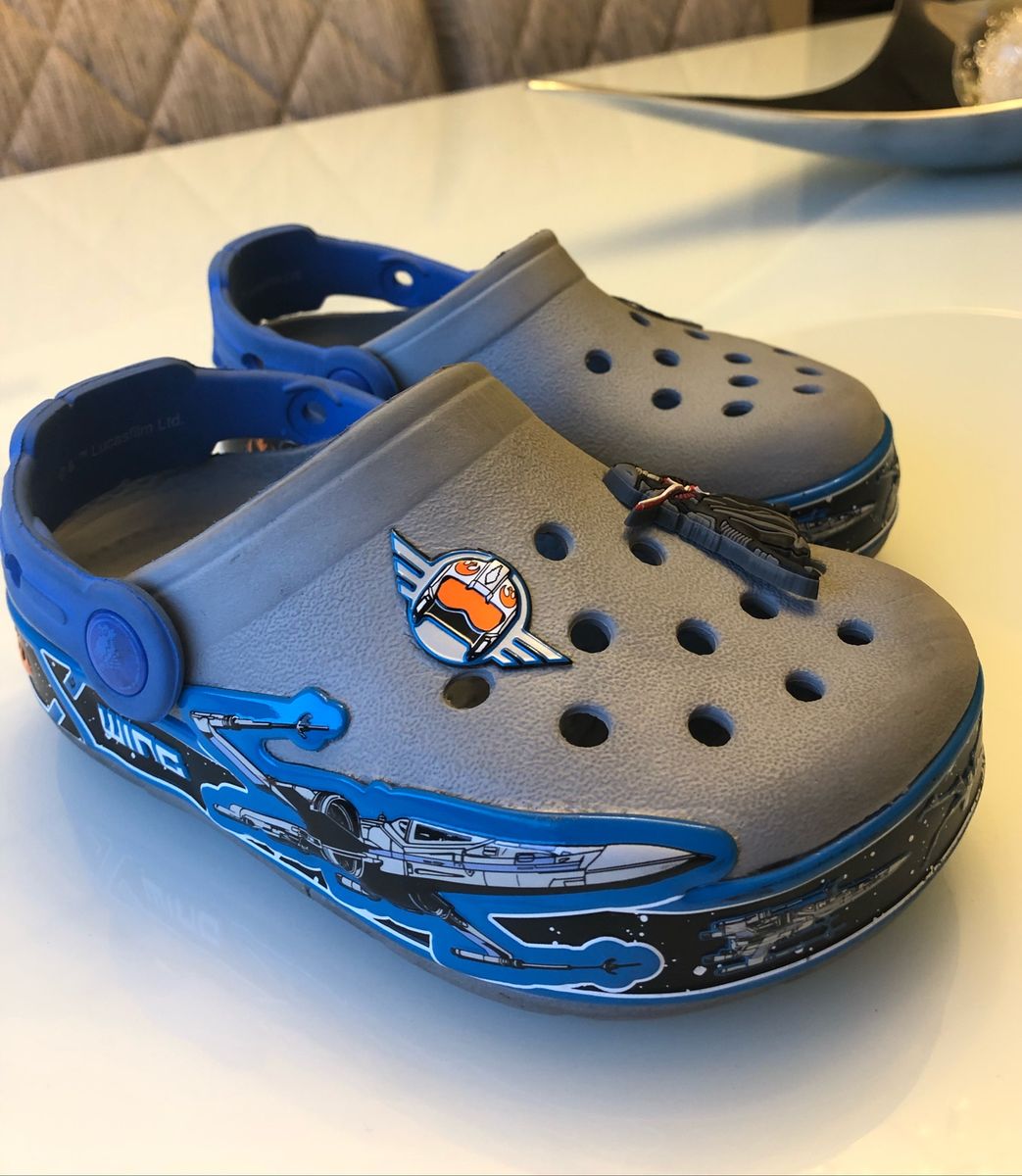 Crocs Star Wars com Luz Que Acende Quando Anda | Calçado Infantil para ...