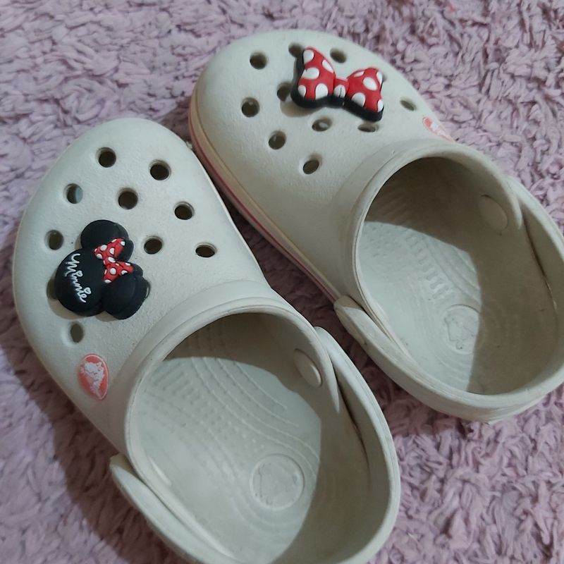 Crocs 4 store c 5