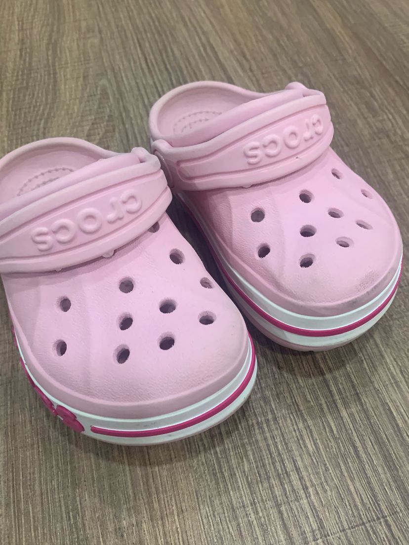 Crocs Usado | Calçado Infantil para Meninas Crocs Usado 69738946 | enjoei