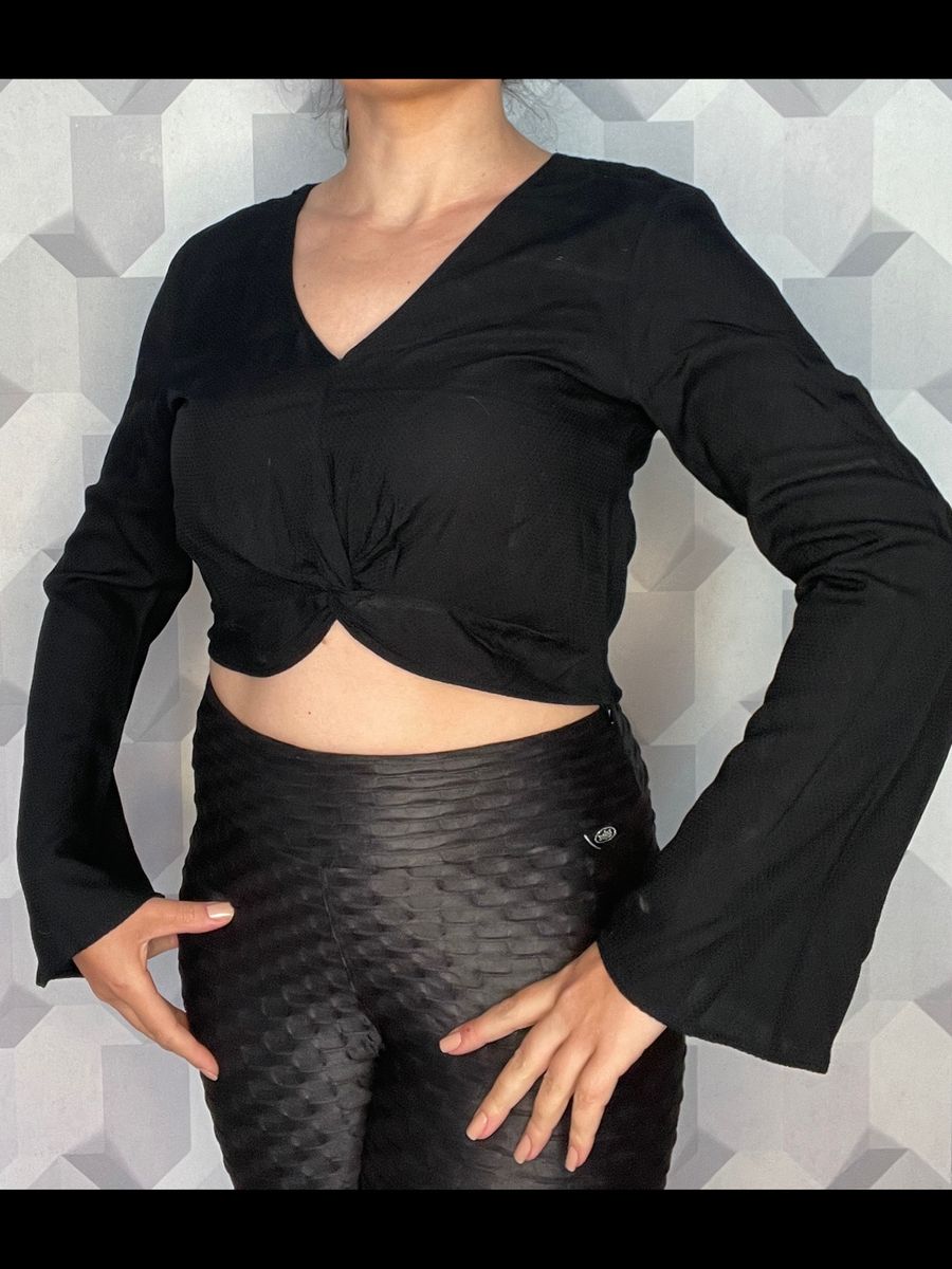 Cropped com Manga Boca de Sino  Blusa Feminina La Hearts Usado