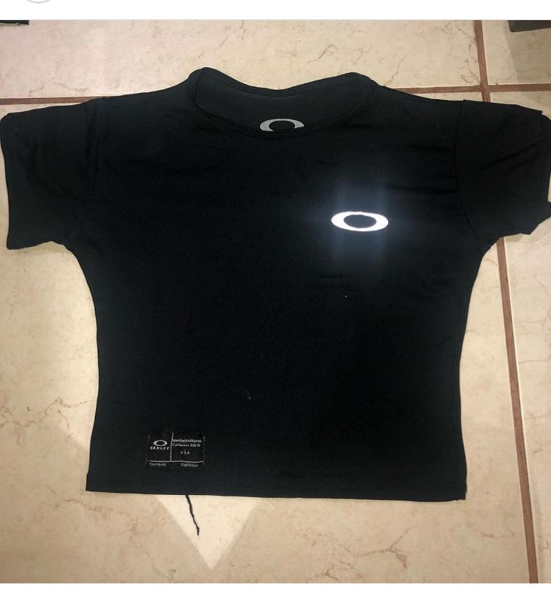 blusinha da oakley feminina