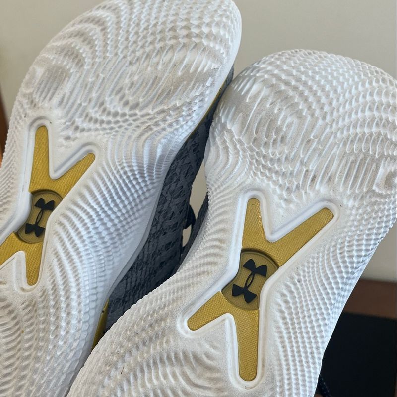 Curry 10 - Young Wolf - Novíssimo | Under Armour Usado 108995567