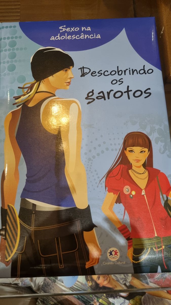 Descobrindo Os Garotos | Livro Usado 98483912 | enjoei