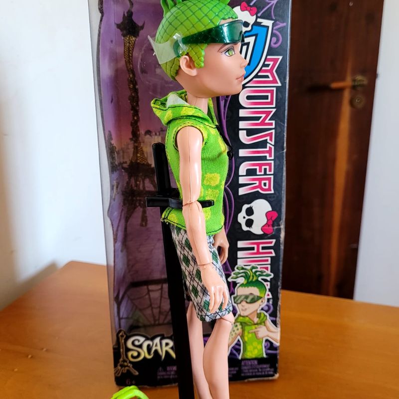 monster high Deuce Gorgon Action Figures