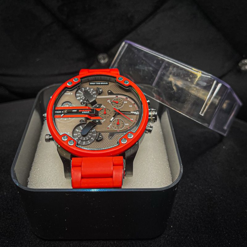 Diesel Mr.Daddy Red Dz7370 Cronógrafo | Diesel Usado 88891204 | enjoei