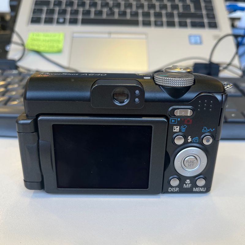 Digicam Cânon Powershot A640 Tela Flip para Selfie Rara! | Cânon