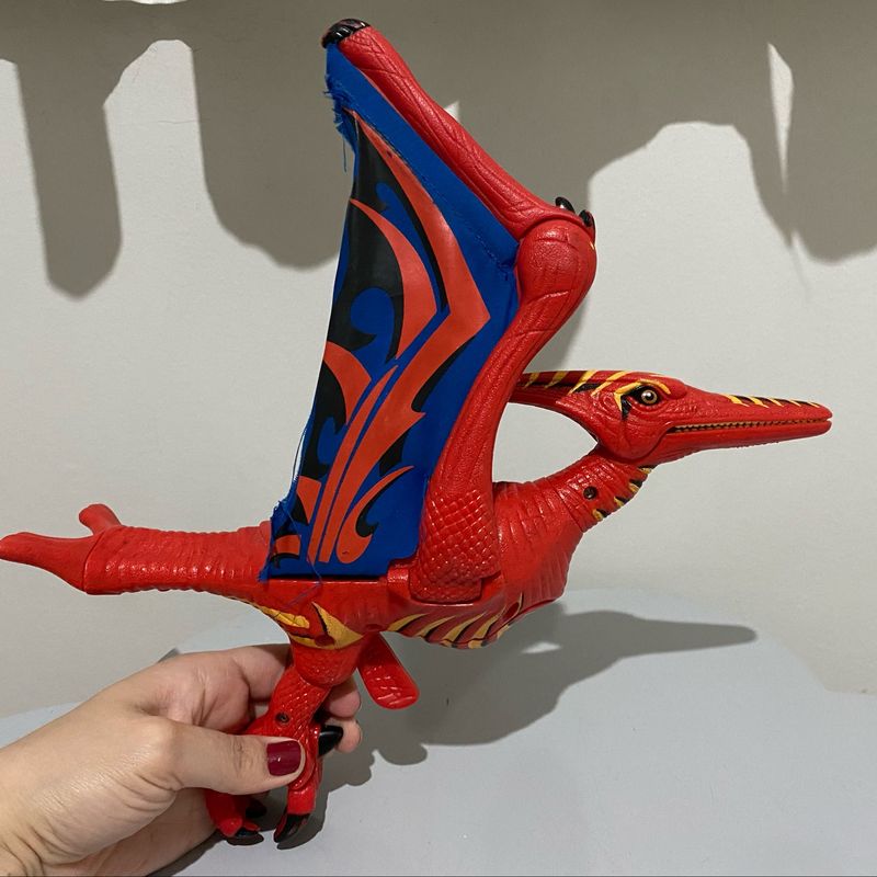 Dinossauro pterodactilo em promoção