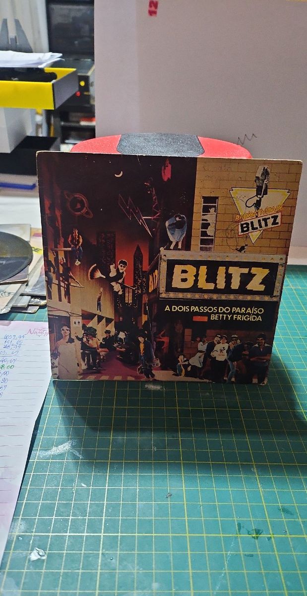 Disco de Vinil Compacto de 7" da Blitz "a Dois Passos do Paraíso e ...