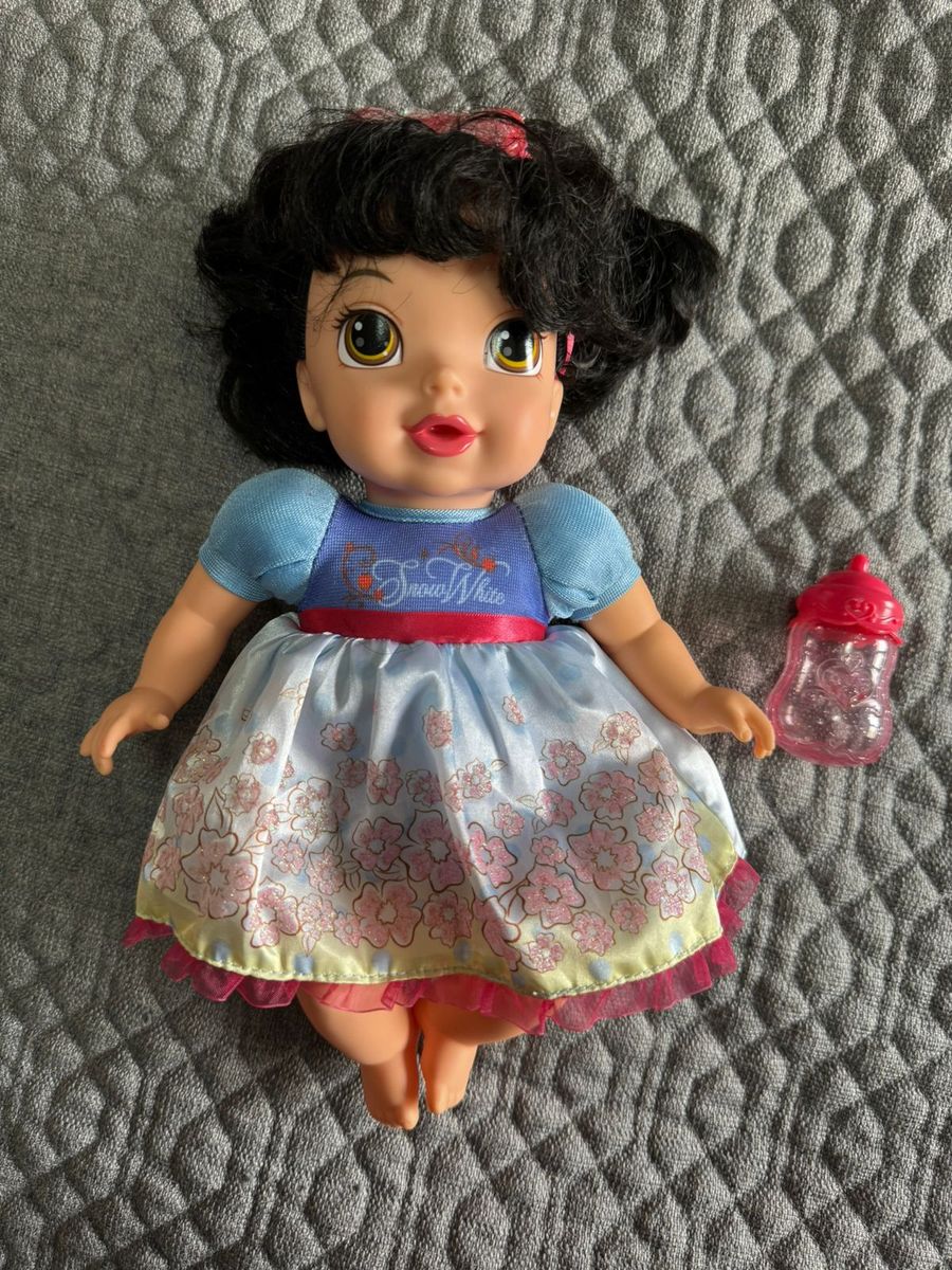 My first disney princess deluxe baby hot sale snow white doll