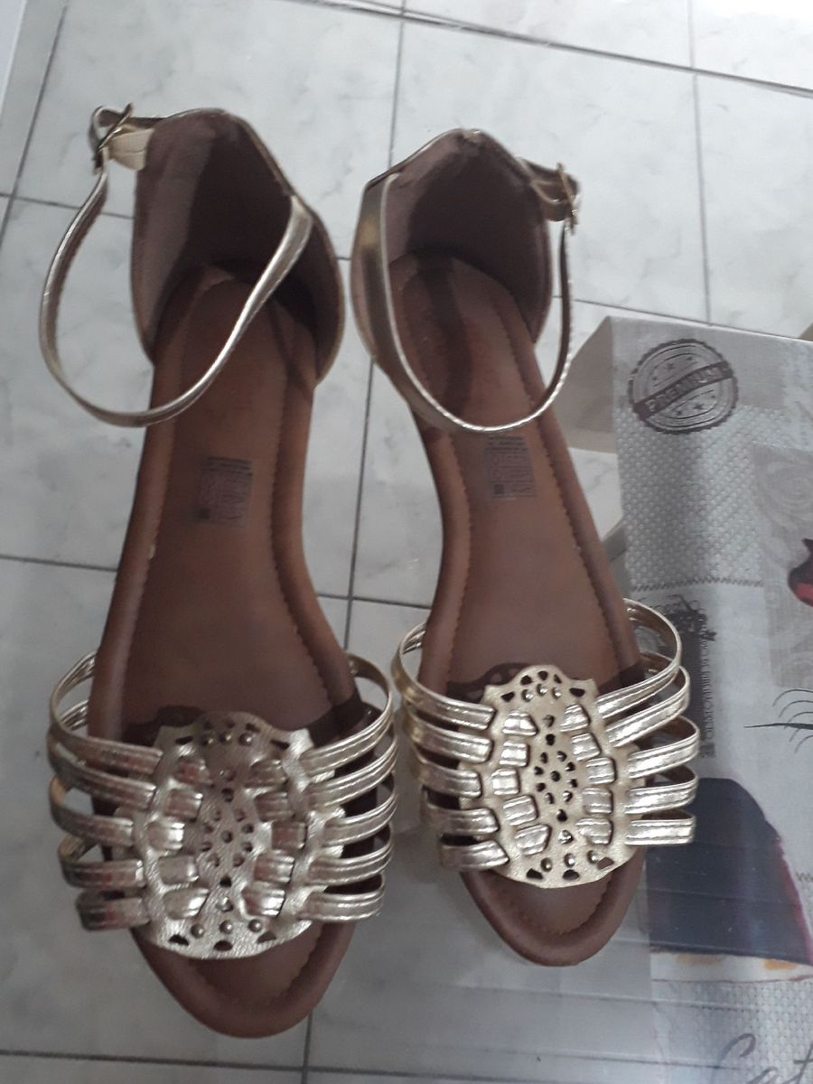 douradinha - rasteirinha sem marca